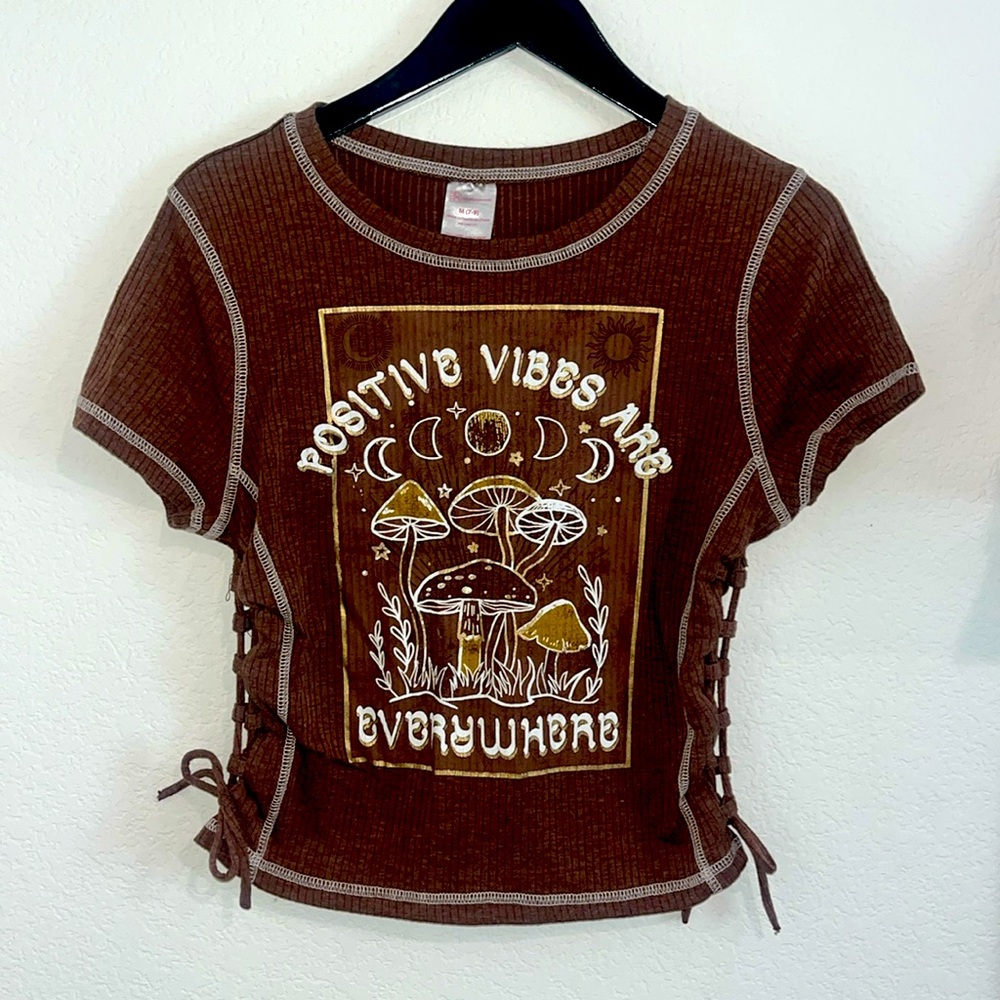 Brown POSITIVE VIBES ARE EVERYWHERE shirt